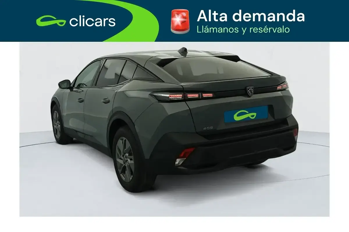 Usado Peugeot 408 Allure 136 CV (100 kW) 2025 Gris SUV