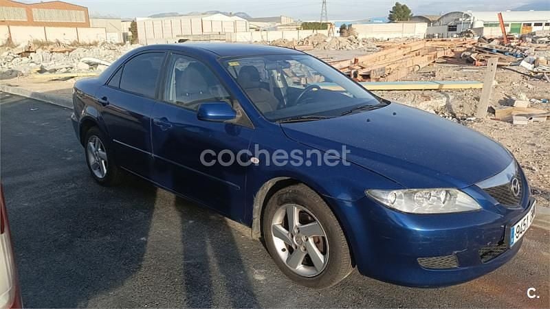 Usado Mazda 6 Active 136 CV (100 kW) 2003 Azul Berlina