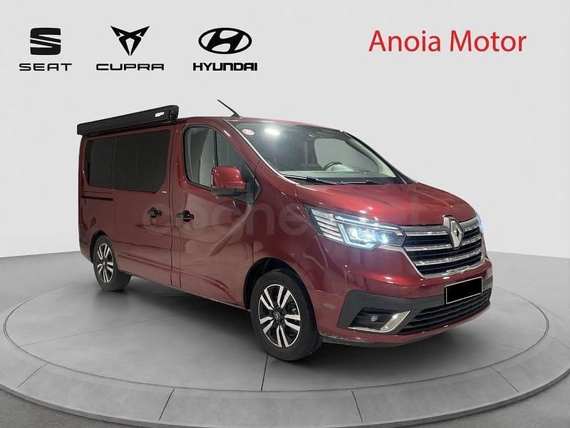 Usado Renault Trafic Equilibre 170 CV (125 kW) 2022 Granate Monovolumen