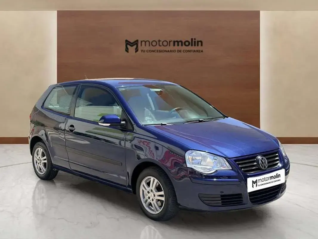 Usado VW Polo Advance 69 CV (50 kW) 2011 Azul Utilitario
