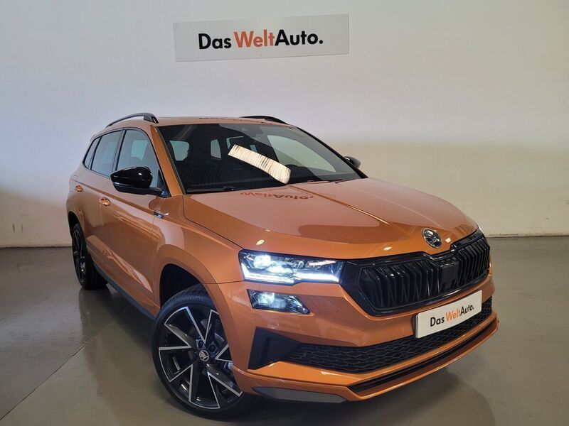 Usado Skoda Karoq Ambition 150 CV (110 kW) 2023 Naranja SUV