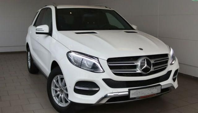 Usado Mercedes GLE250 204 CV (150 kW) 2018 Blanco SUV