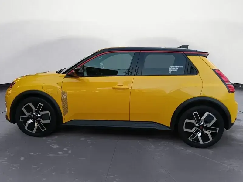 Usado Renault R5 Techno 110 kW (150 CV) 2025 Amarillo Utilitario