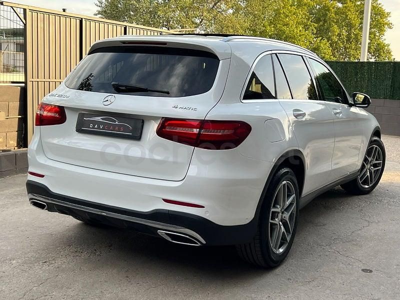 Usado Mercedes GLC220 AMG line 170 CV (125 kW) 2015 Blanco SUV