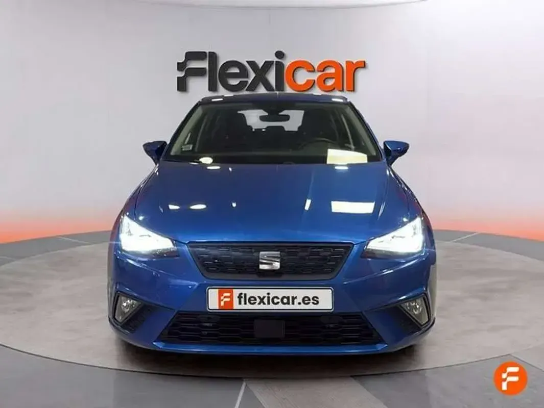 Usado Seat Ibiza Reference 80 CV (58 kW) 2023 Azul Utilitario