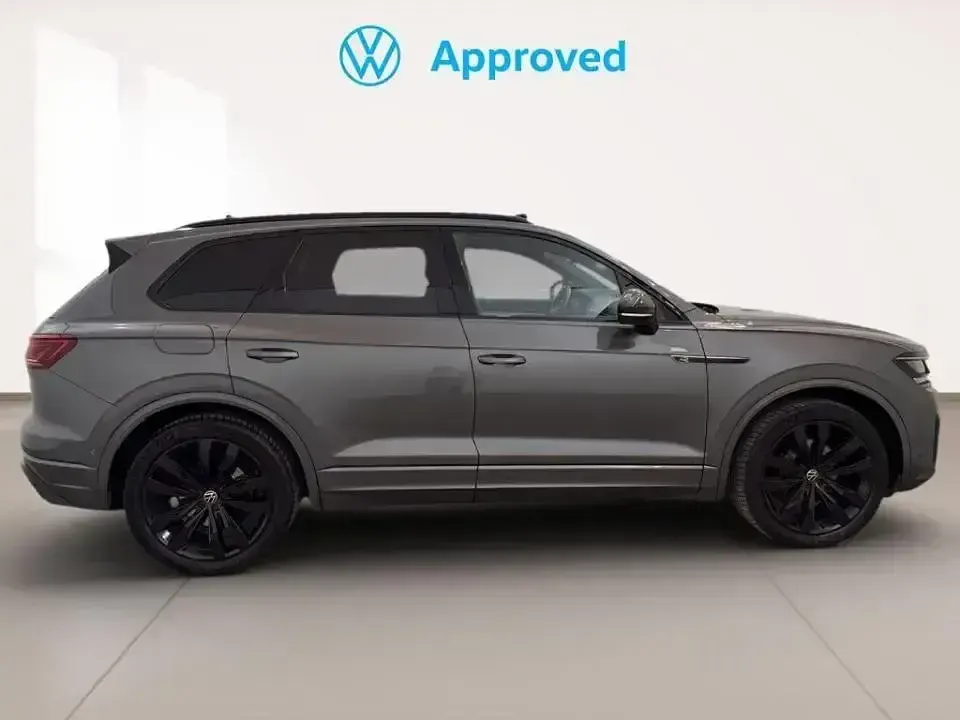Usado VW Touareg R-line 231 CV (169 kW) 2022 Gris SUV