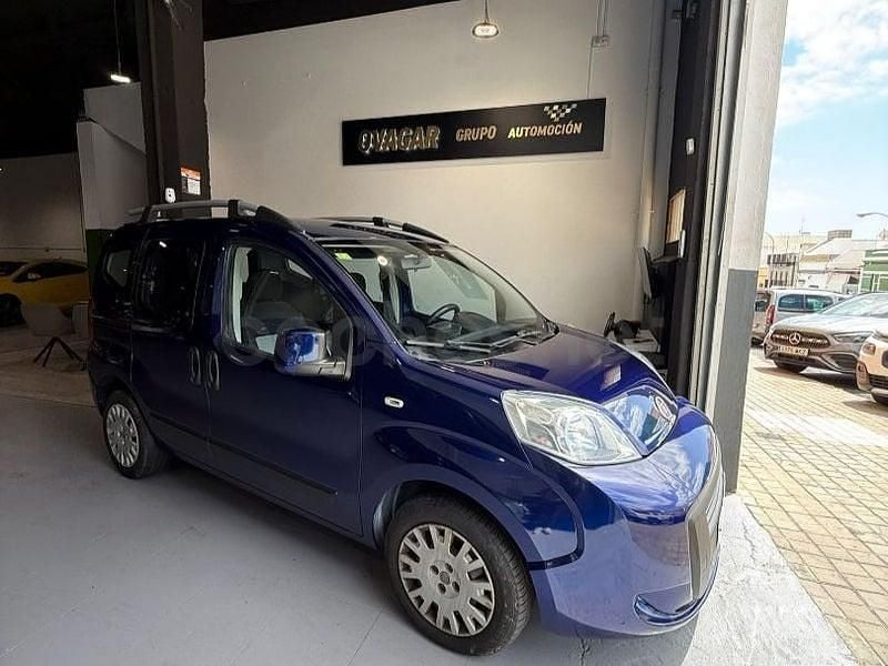 Usado Fiat Qubo Dynamic 75 CV (55 kW) 2015 Azul Monovolumen