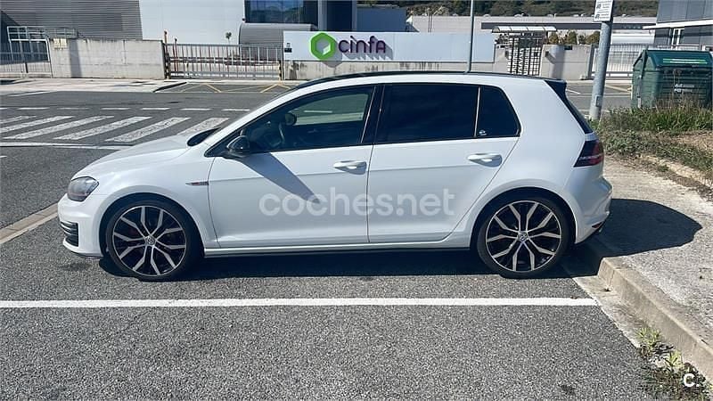Usado VW Golf VII GTI 220 CV (161 kW) 2013 Blanco Berlina