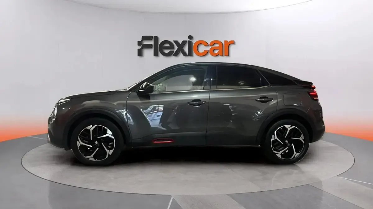 Usado Citroën C4 Feel 131 CV (96 kW) 2023 Negro SUV