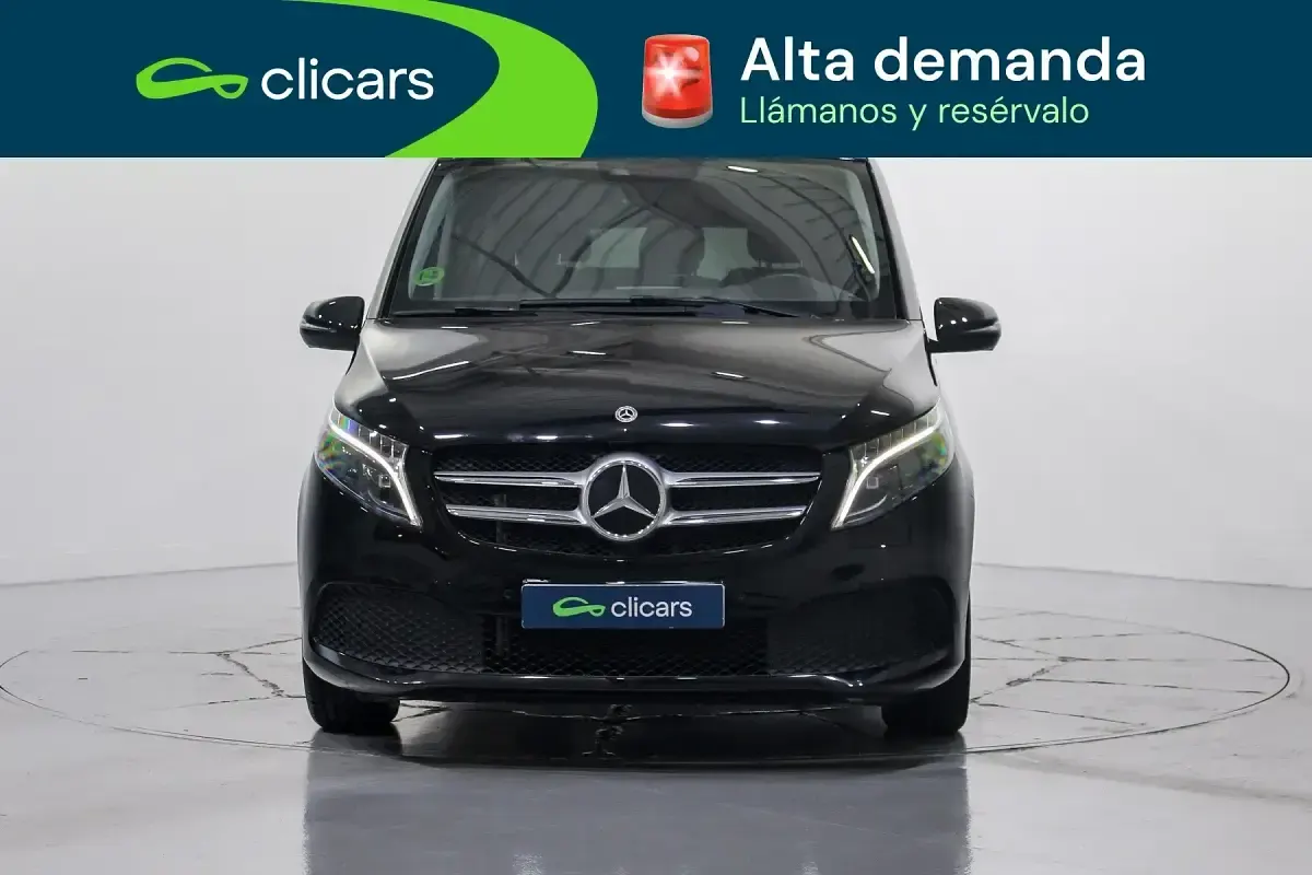 Usado Mercedes V220 163 CV (119 kW) 2023 Negro Monovolumen