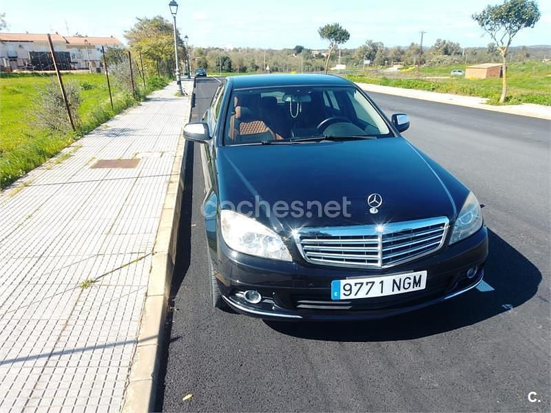 Usado Mercedes 220 150 CV (110 kW) 1992 Negro Coupe