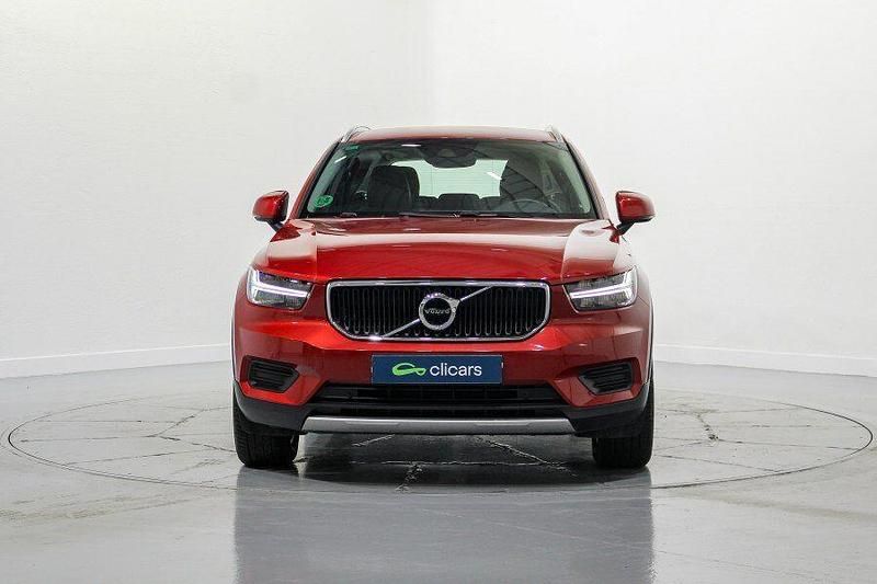 Usado Volvo XC40 Momentum 190 CV (139 kW) 2018 Rojo SUV