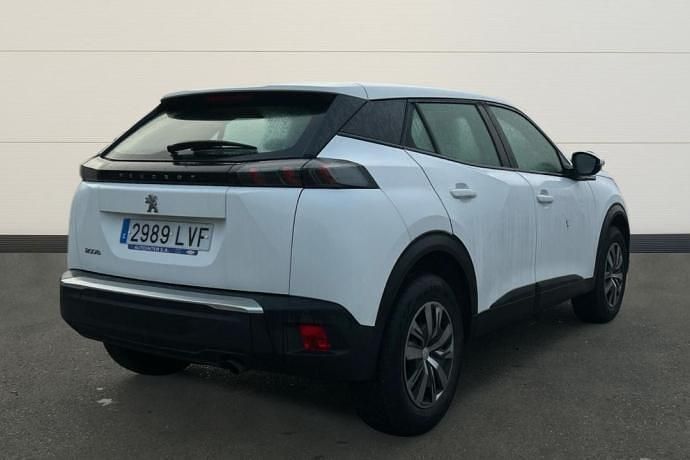 Usado Peugeot 2008 Active 101 CV (74 kW) 2021 Blanco SUV