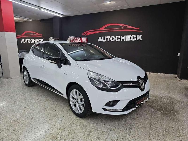 Blanco Usado 2018 Renault Clio IV LIMITED Utilitario | 12.990 € (Un poco caro) - Imagen 1/4