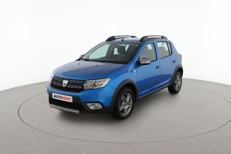 Azul Usado 2017 Dacia Sandero Stepway Utilitario | 9899 € (Precio justo) - Imagen 1/4