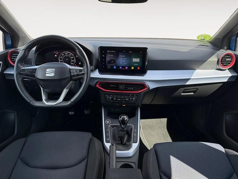 Usado Seat Arona FR 110 CV (80 kW) 2023 Azul SUV