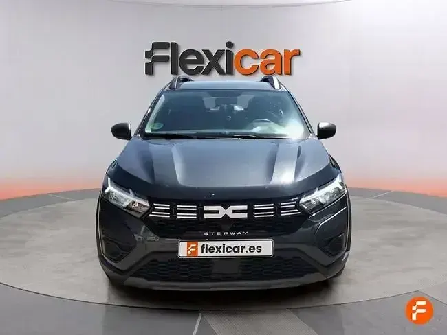 Usado Dacia Sandero Essentiel 101 CV (74 kW) 2023 Gris Berlina