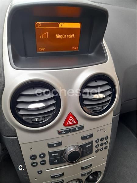 Usado Opel Corsa Enjoy 80 CV (58 kW) 2008 Beige Berlina