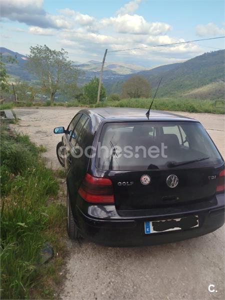 Negro Usado 2001 VW Golf IV Highline Berlina | 3200 € (Precio justo) - Imagen 1/2
