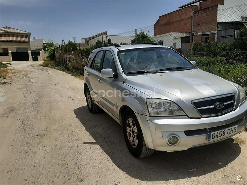 Usado Kia Sorento EX 140 CV (102 kW) 2004 Gris / plata SUV