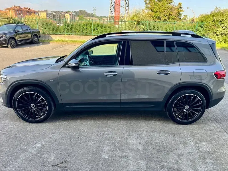 Usado Mercedes GLB200 150 CV (110 kW) 2020 Gris / plata SUV