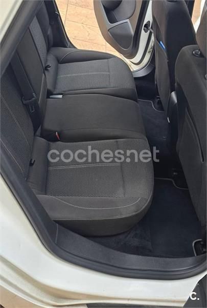 Blanco Usado 2013 Opel Astra Excellence Familiar | 7000 € (Precio justo) - Imagen 1/4