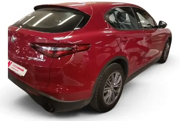 Usado Alfa Romeo Stelvio Super 160 CV (117 kW) 2022 Rojo SUV
