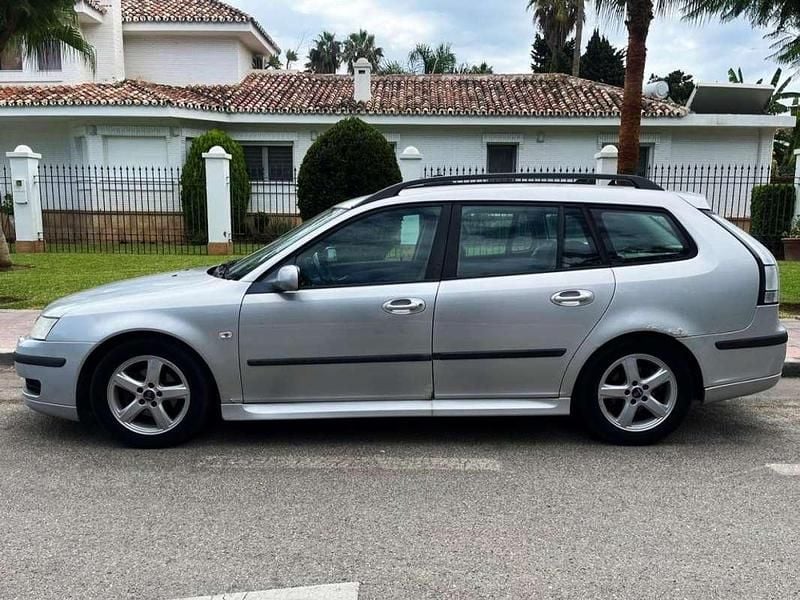 Usado Saab 9-3 Vector 150 CV (110 kW) 2007 Plateado Utilitario