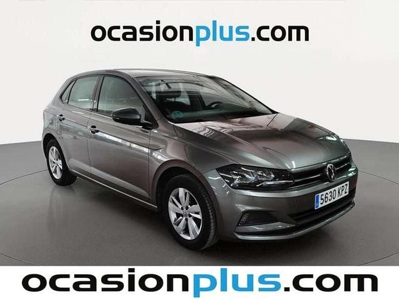 Usado VW Polo Advance 95 CV (69 kW) 2018 Gris Utilitario