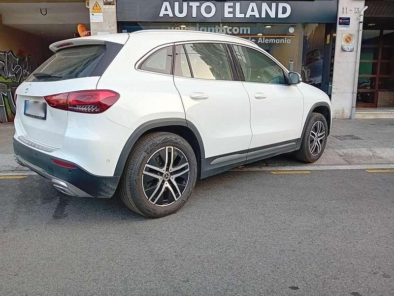Usado Mercedes GLA250 Progressive 224 CV (164 kW) 2021 Blanco SUV