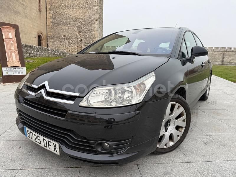 Negro Usado 2007 Citroën C4 Exclusive Berlina | 2300 € (Buen precio) - Imagen 1/4