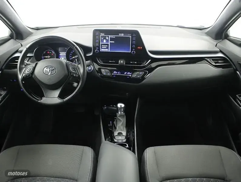 Usado Toyota C-HR Advance 184 CV (135 kW) 2021 Gris SUV