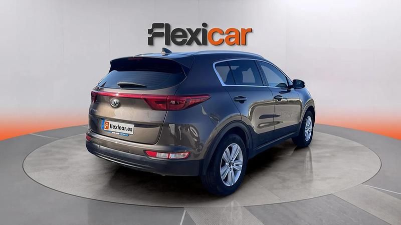 Usado Kia Sportage Plus 132 CV (97 kW) 2018 Marrón SUV
