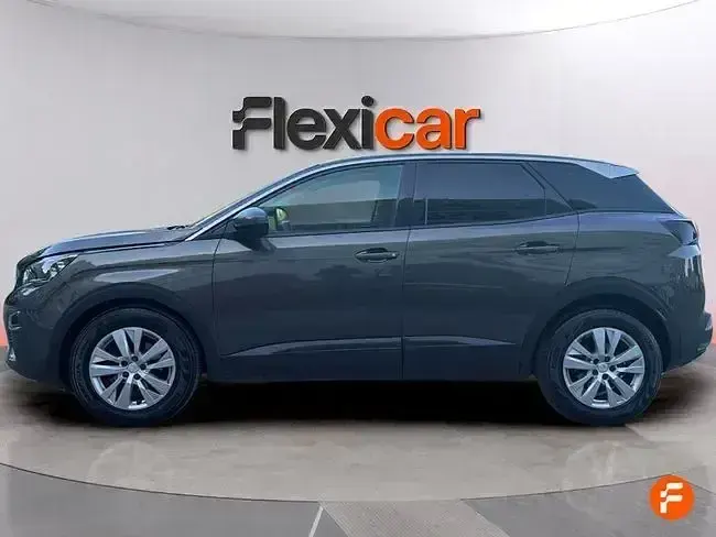 Usado Peugeot 3008 Active 130 CV (95 kW) 2020 Marrón SUV