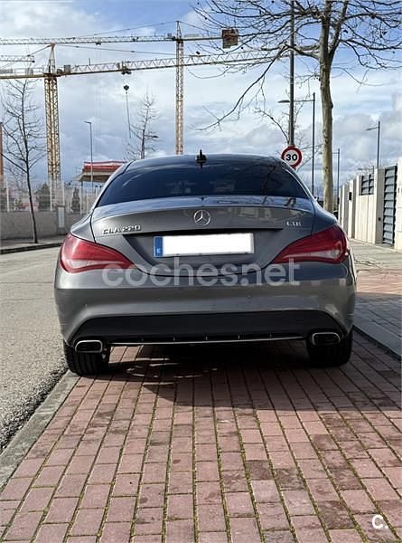 Usado Mercedes CLA220 170 CV (125 kW) 2015 Gris / plata Berlina