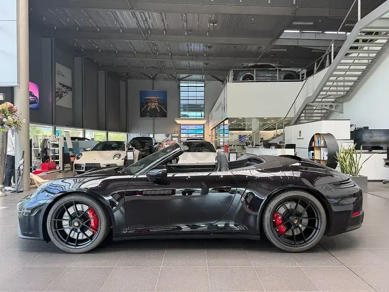 Nuevo Porsche 911 Carrera GTS 541 CV (397 kW) 2026 Negro Descapotable