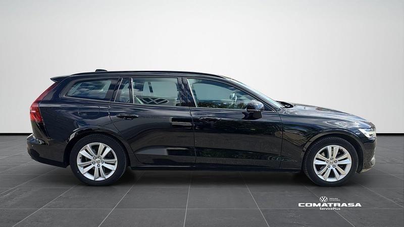 Usado Volvo V60 Momentum 150 CV (110 kW) 2019 Negro Familiar