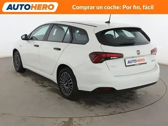 Usado Fiat Tipo Cross 131 HP (96 kW) 2024 Branco Carrinha