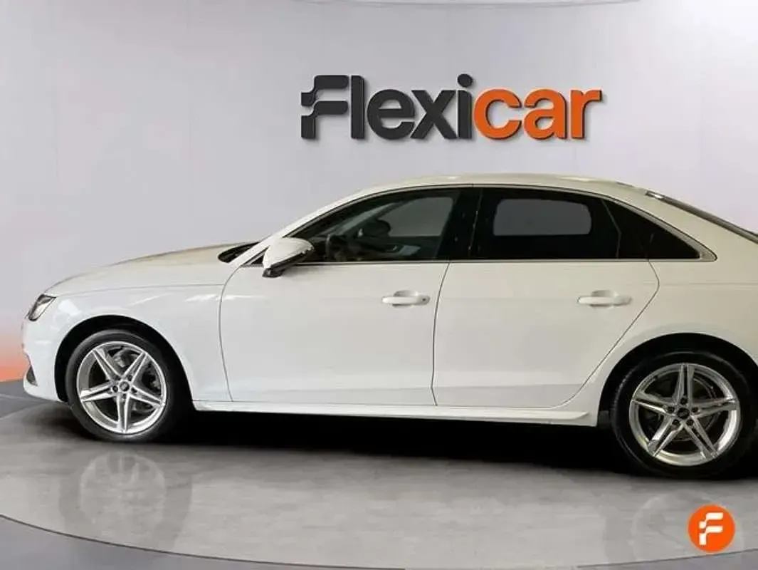 Usado Audi A4 Advanced Plus 163 CV (119 kW) 2024 Blanco Berlina