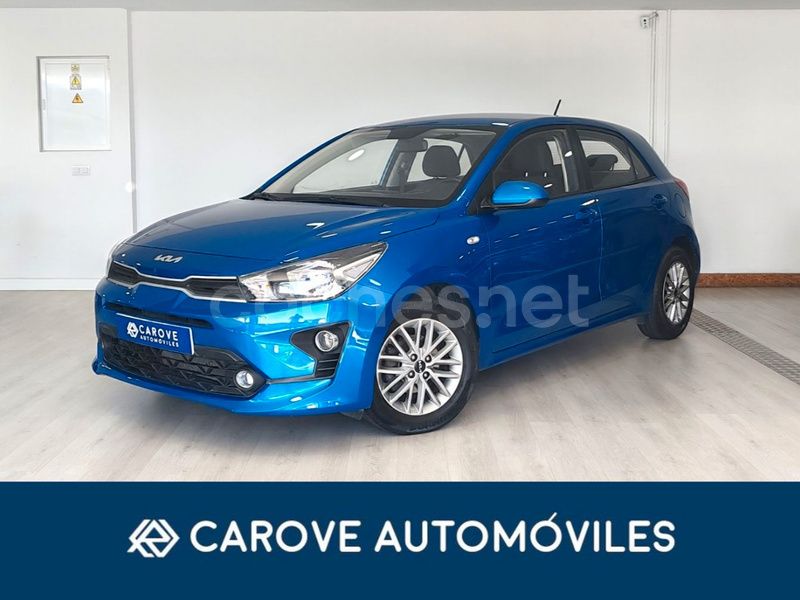 Azul Usado 2022 Kia Rio Berlina | 12.490 € (Precio justo) - Imagen 1/4