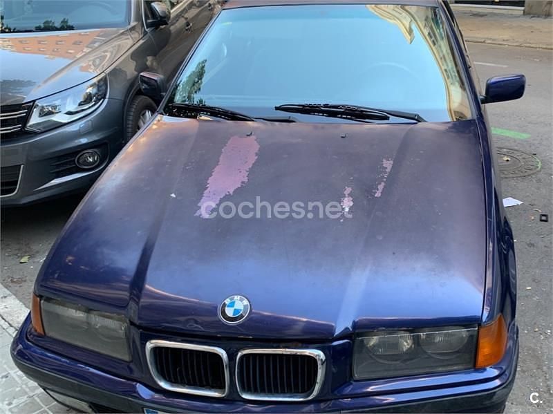 Usado BMW 318 90 CV (66 kW) 1997 Azul Berlina