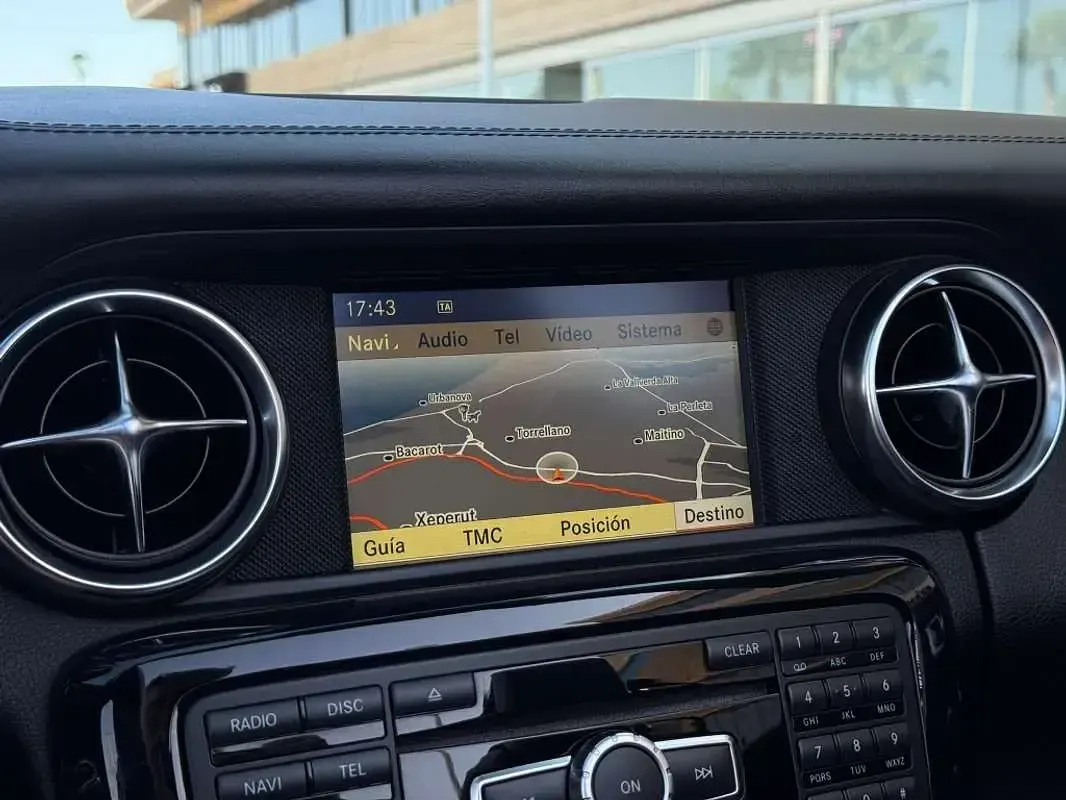 Usado Mercedes SLK250 AMG Edition 1 204 CV (150 kW) 2012 Rojo Descapotable