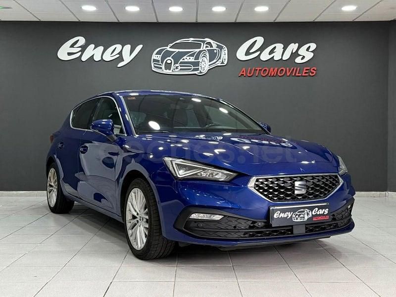 Usado Seat Leon XCELLENCE 150 CV (110 kW) 2021 Azul Berlina