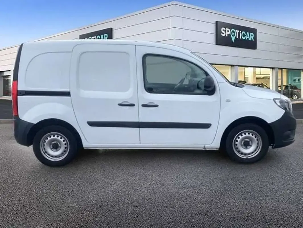 Usado Mercedes Citan 110 95 CV (69 kW) 2021 Blanco Monovolumen