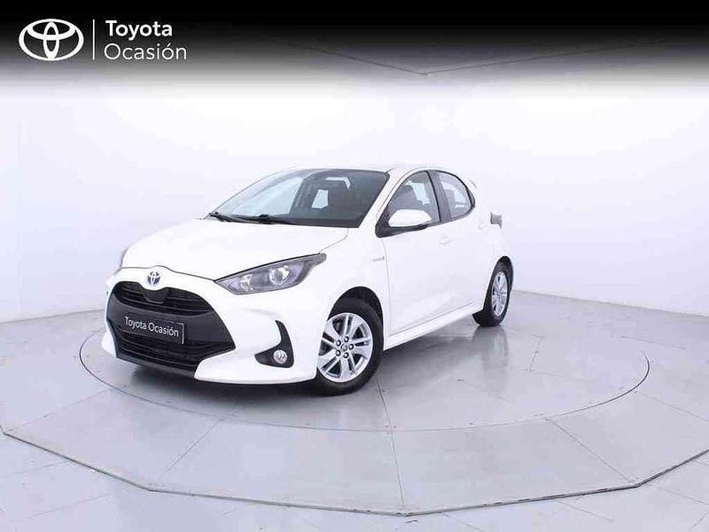 Blanco Usado 2021 Toyota Yaris Hybrid Business Edition Berlina | 15.975 € (Super precio) - Imagen 1/4
