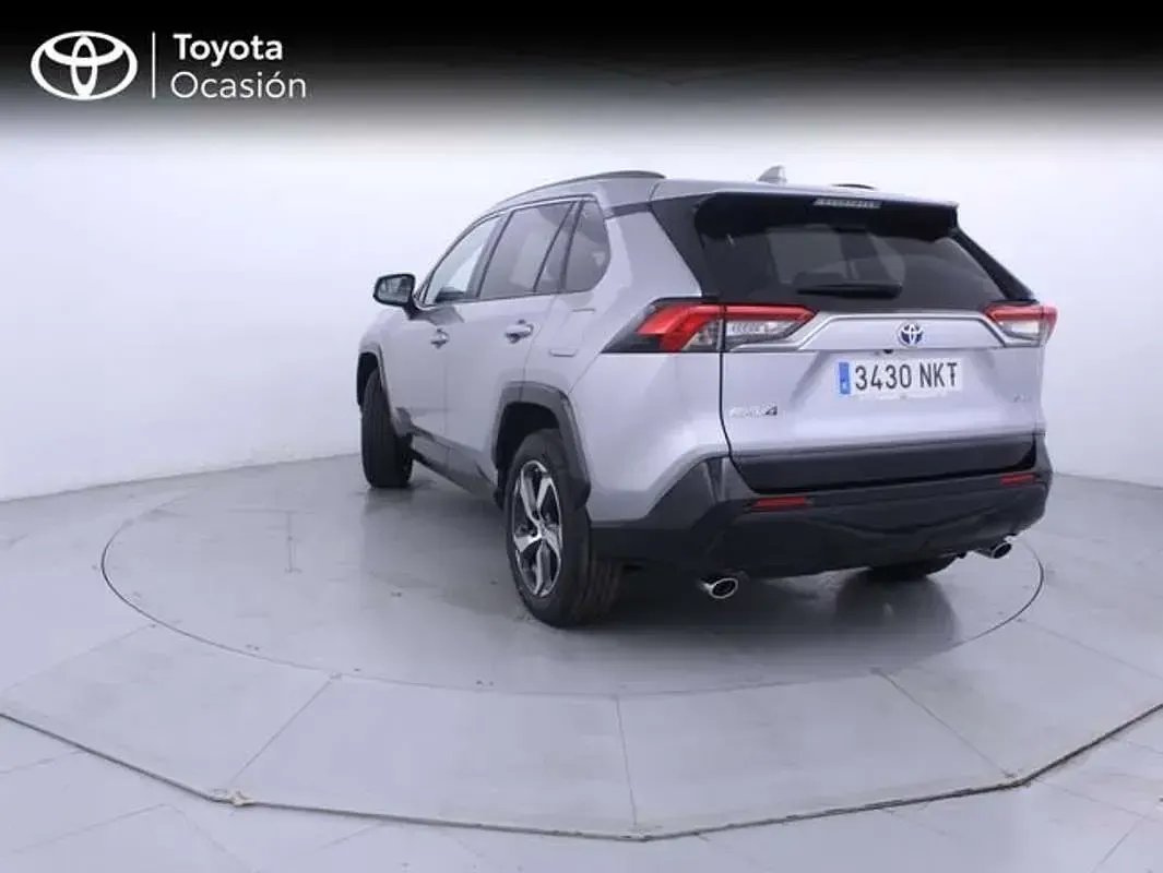 Usado Toyota RAV4 Hybrid Advance 306 CV (225 kW) 2026 Plateado SUV