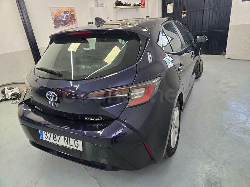 Usado Toyota Corolla Business Edition 122 CV (89 kW) 2022 Azul Berlina