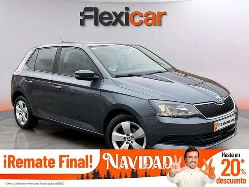 Gris Usado 2018 Skoda Fabia Active Utilitario | 8990 € (Super precio) - Imagen 1/4