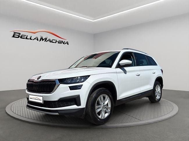 Usado Skoda Kodiaq Ambition 150 CV (110 kW) 2022 Blanco SUV