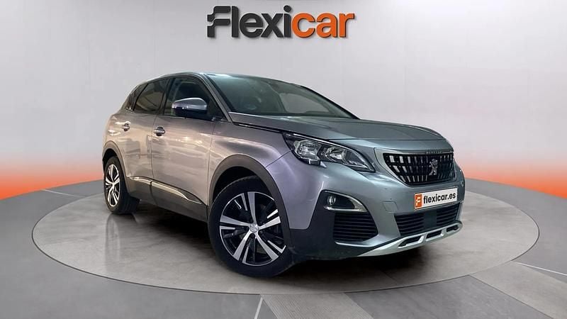 Usado Peugeot 3008 Allure 131 CV (96 kW) 2019 Gris Monovolumen